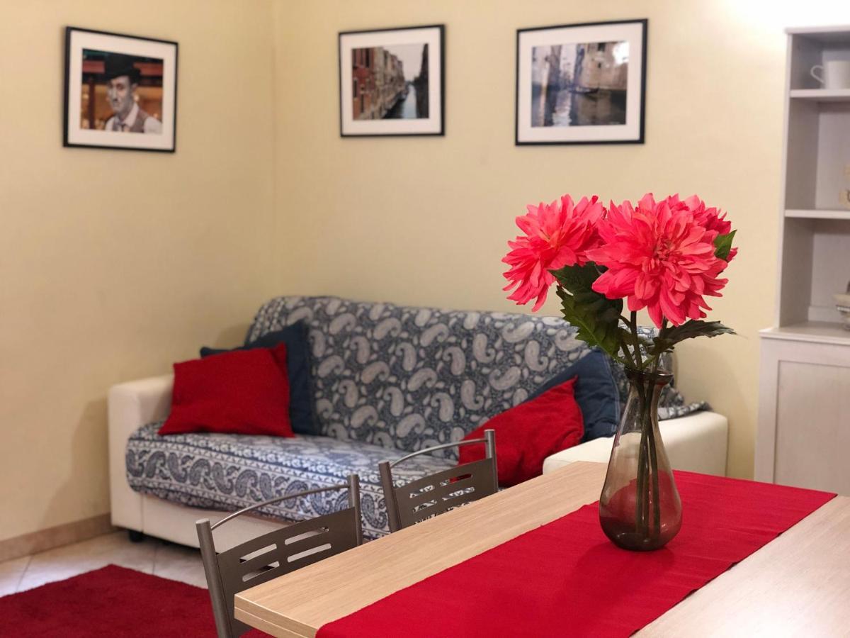 3 Perle all'Accademia Apartments Firenze Esterno foto